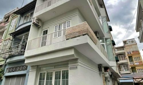 Bán nhà Q4 căn góc mặt tiền đường số chủ giảm 800 triệu chỉ 8 tỷ TL tiện kinh doanh xe tải đến nơi