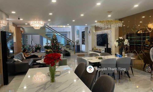 Bán nhà HXH Nguyễn Trãi, DT: 4x17m, nhà 2 lầu giá 17 tỷ TL vị trí đẹp ngay mặt tiền đường