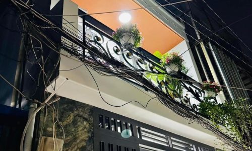 Bán nhà Nguyễn Khoái, 57m2, hẻm xe hơi, P2, Quận 4