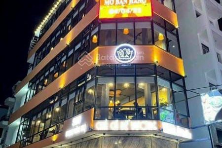 Siêu phẩm, tòa nhà 6 tầng mặt tiền Trần Hưng Đạo (9mx20m), vị trí đẹp, HĐ thuê 250tr/th, giá 65 tỷ