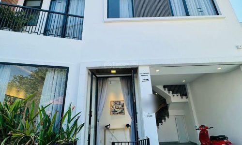 Giảm 1tỷ nhà mới 1T2L full nội thất cao cấp, đường xe hơi thông chợ Thủ Đức có gara ôtô, ngang 8