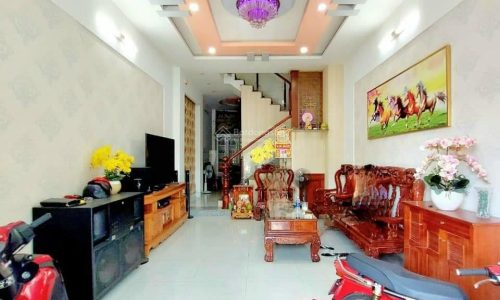 Nhà đẹp – giá tốt – nằm ngay HXH Xóm Chiếu, P16, Quận 4, gần trường TH Đinh Bộ Lĩnh. DT 52,4m2