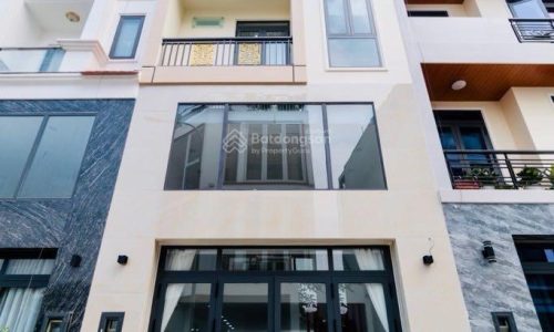 Nhà 5 tầng, thang máy, 74m2 đầy đủ nội thất ngay Nguyễn Thị Định, Q2 – 9 tỷ 8