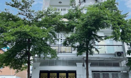 Bán nhà Tp.Thủ Đức ngay Vạn Phúc City, DT rộng 4.5mx18m, 4 tầng nhà đẹp