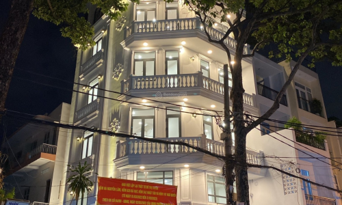 Ngang 6m – dài 22m – nhà 5 tầng. mặt tiền Ngô Quyền cần bán gấp giá chỉ 26 tỷ