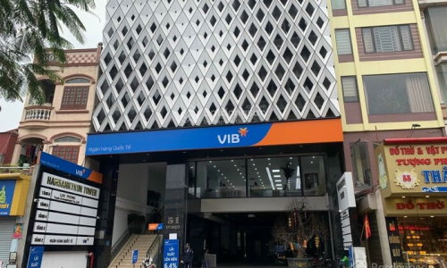 Ngay chợ Bến Thành MT Lê Thị Hồng Gấm – Calmette, P. NTB, Quận 1 – 9 x 20m, 5 tầng – Giá 103 tỷ TL