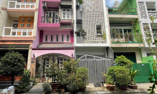 Mặt tiền Hùng Vương – Trần Bình Trọng Quận 5. DT: 4.5x14m, nhà trệt 3 lầu ST giá 21 tỷ TL