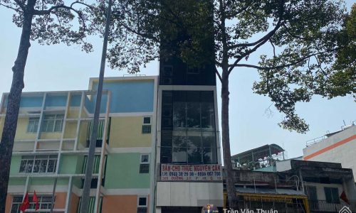 Siêu hot mặt tiền đường 40m Phường Nguyễn Cư Trinh Q. 1 DT: 4 x 21m, 3 lầu