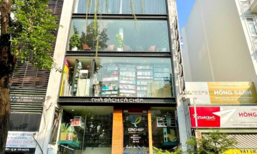 Bán gấp nhà mặt tiền Hoàng Sa, Quận 1, DT: 5,3x15m, 4 lầu Giá: 24 tỷ