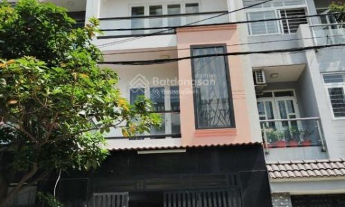 Bán nhanh căn cho thuê 22 triệu/th Phạm Bân, P13, Q5. 61.65m2(4.5×13.7). Gần chợ Kim Biên