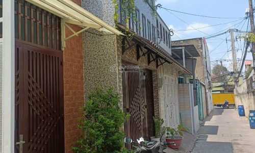 bán nhà riêng đường tỉnh lộ 43 Bình chiểu 80 m 2.95 tỷ. sổ hồng riêng Hoàn công đủ.