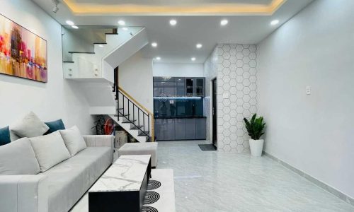 Siêu phẩm Phan Đăng Lưu. 23m2 x 2 lầu 2PN 2WC. Giá 3.1 tỷ. Hẻm 4m, sổ hồng