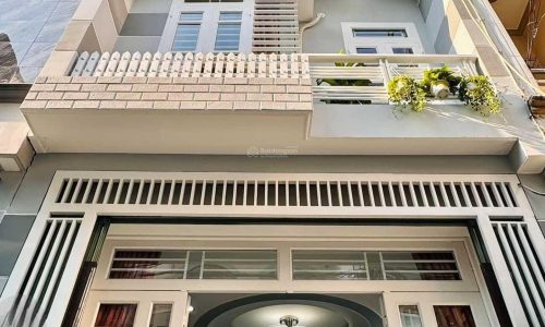 Cần ra đi căn nhà đường Đào Duy Anh, P9, Phú Nhuận. Giá 2tỷ390 DT: 69m2. Sổ hồng riêng chính chủ