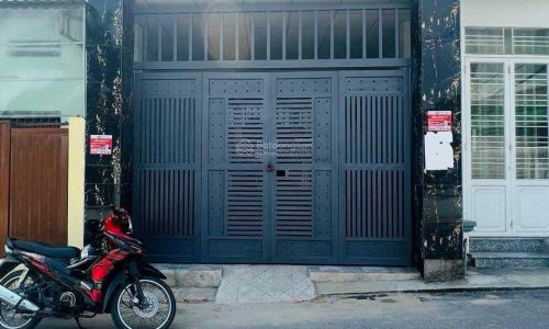 Gấp bán – giảm 1,1 tỷ, giá mới chỉ còn 4,6 tỷ – hẻm xe tải thông, cách Lê Văn Việt chỉ 200m DT 63m2