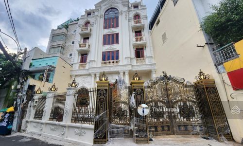 Tòa nhà mới xây cực đẹp MT Nguyễn Đình Chính – Ngay Nguyễn Văn Trỗi – 14x16m nở hậu. 1 hầm 6 tầng