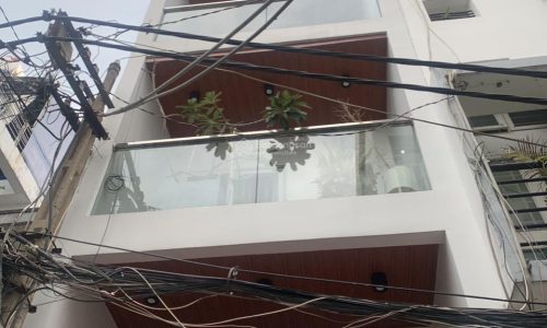 Chính chủ bán nhà hẻm 489 Huỳnh Văn Bánh, hẻm xe hơi Phú Nhuận, 4 tầng, khu VIP